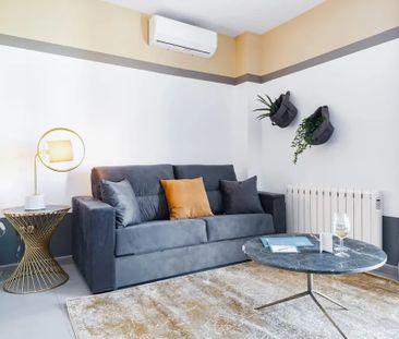 Carrer del Callao, Barcelona, Catalonia 08014 - Photo 2