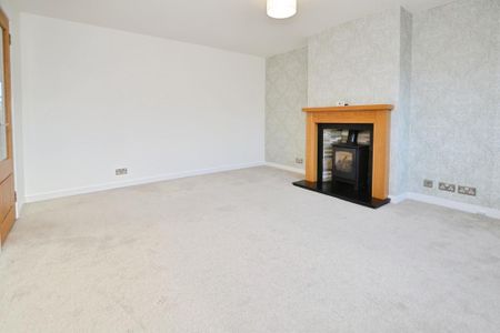 3 bedroom detached house to rent - Photo 2