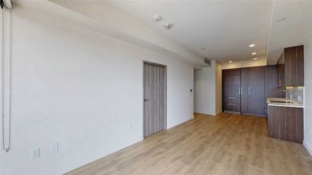 For Lease - 95 Mcmahon Drive Unit# 1212, Toronto, Ontario - Photo 3