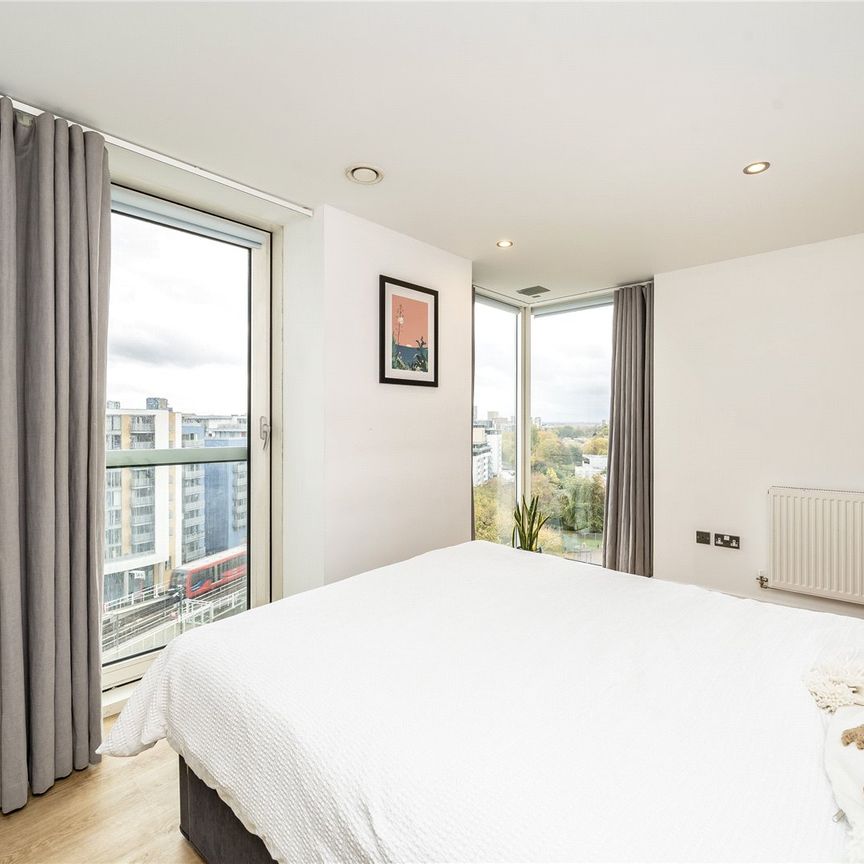 Distillery Tower, SE8 - Photo 1