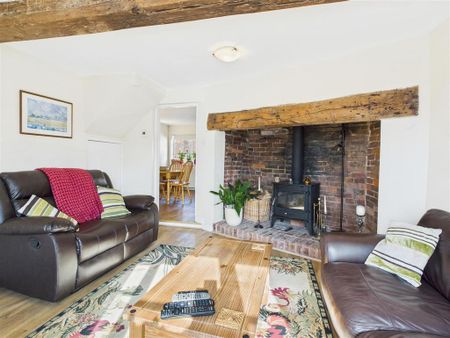 2 bedroom terraced house to rent - Photo 2