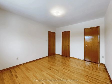 26 Starview Drive #Upper - Photo 5