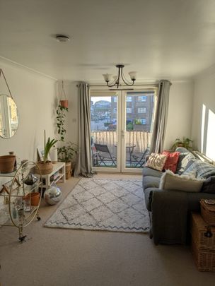 2 Bed Flat, Cadnam Lodge, E14 - Photo 1