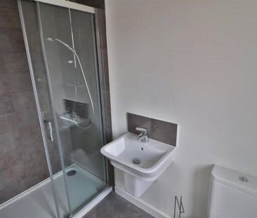 3 bedroom house to rent Watergrove Crescent, Great Sankey, Warringt... - Photo 3