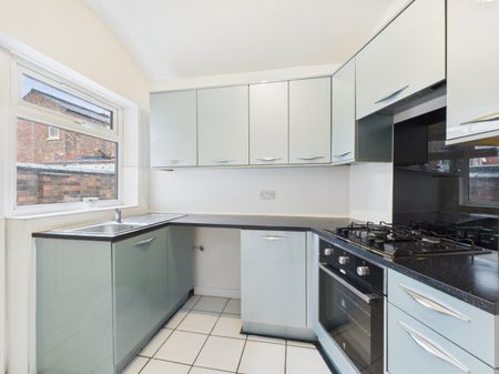 Clarington Grove, Wigan, WN1 3BP - Photo 3