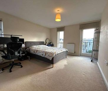 Austin Way, Bracknell, Berkshire, RG12 - Photo 6