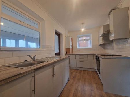 3 bedroom house to rent - Photo 2