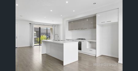 Comfortable & Low-Maintenance Living in Prime Springvale Location!! - Photo 4