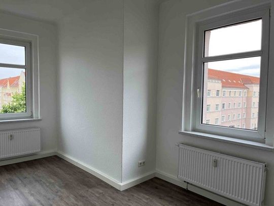 Mitten drin statt nur dabei: geräumige 4,5-Zimmer-Wohnung - Foto 1