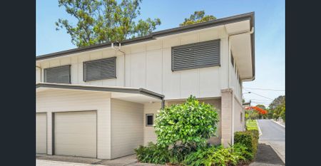 Modern 4-Bedroom Townhouse in Prime Coopers Plains Location - Photo 3