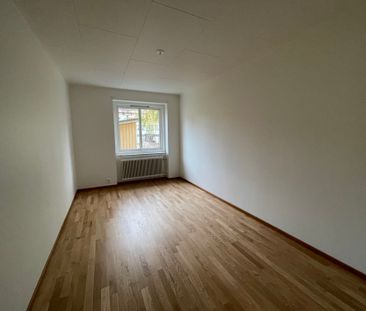 Kungsgatan, Trollhättan - Photo 3