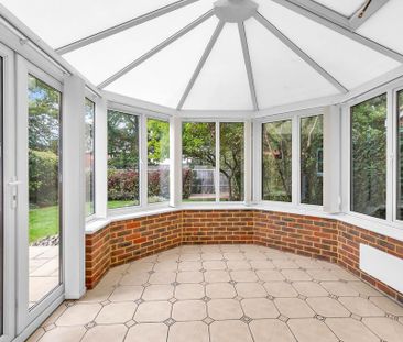 4 bedroom detached house to rent - Photo 5