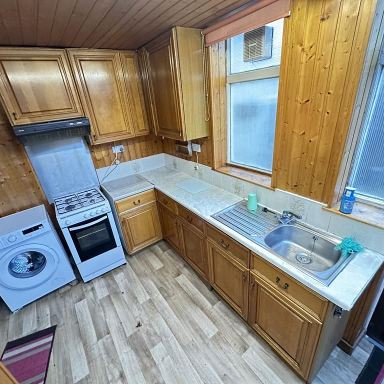 Parkin Street, Manchester, M12 - Photo 1