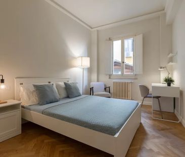 Piazza de Pitti, Florence, Tuscany 50125 - Photo 3