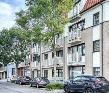 Ruim appartement vlakbij de jachthaven van Zeebrugge met garagestaa... - Foto 3