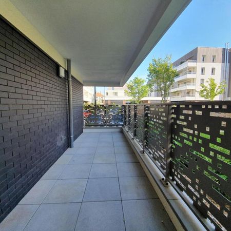 Location Appartement 2 pièces 43m² BASSENS 73000 - Photo 3