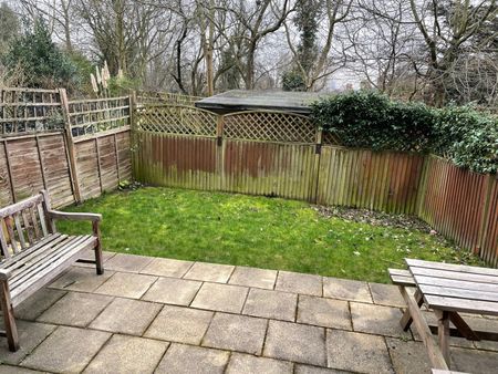 2 Bed Flat, Mount View Road, N4 - Photo 3