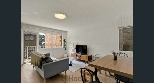 Convenient and Low Maintenance Living - Photo 1