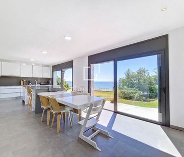 Excellent 5 Bedroom house / villa with 1,200m² garden for rent in V... - Photo 1