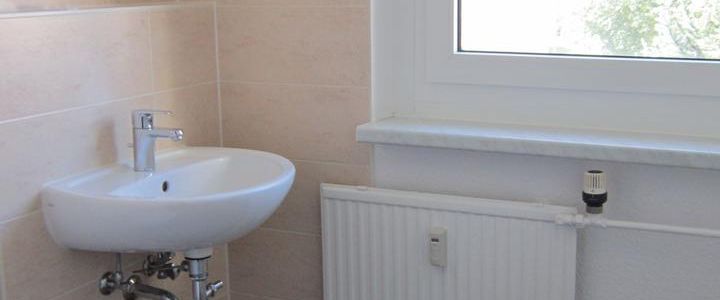 Große 4-Raum-Wohnung mit Balkon - Foto 1