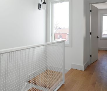 For Lease - 278 Campbell Avenue Unit# Upper, Toronto, Ontario - Photo 2