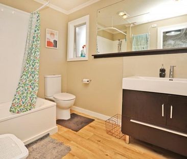 Easy Care Home - Photo 6