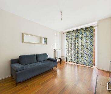 Jasne, przestronne mieszkanie z garderobą - Zdjęcie 3