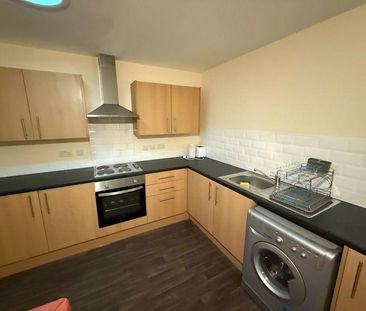 3 bedroom apartment to rent - Photo 5
