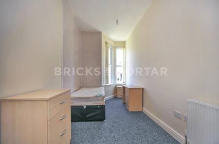 65a, Brighton Grove, Fenham, Newcastle Upon Tyne, NE4 5NS - Photo 4