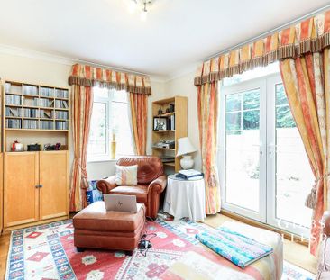 5 bedroom detached house to rent - Photo 6