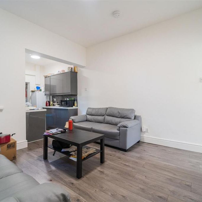 4 bedroom house to rent - Photo 1