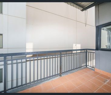 Inner City Delight! - Photo 3