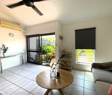 Holloways Beach - Photo 1