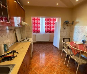 Apartament 2 camere decomandat zona PodgoriaMalul Muresului - Fotografie 1