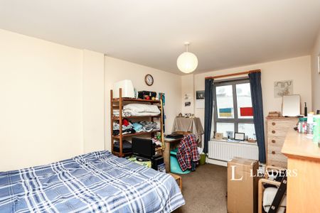 2 bedroom apartment to rent Lee High Road, London, SE13 - Photo 2