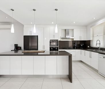 Charming residence for blissful family living - Photo 6