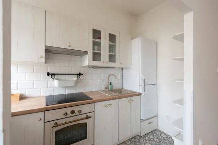 Pronájem zrekonstruovaného 2+kk s lodžií - Photo 5