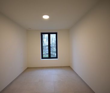 Dakappartement te huur in Oostakker - Photo 1