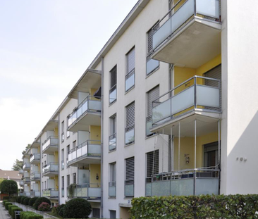 "Grosszügige 2.5-Zimmer-Wohnung in Zürich" - Photo 1
