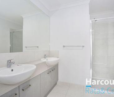 Modern Living - Photo 1