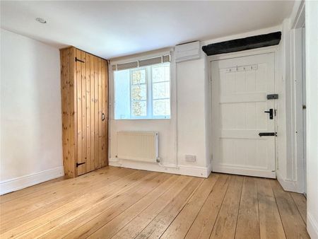 Gloucester Street, - Photo 4