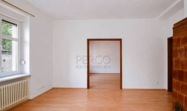 PERGO - Priestranný 4,5-izbový byt v lukratívnej lokalite na Partizánskej ulici - Fotografia 1