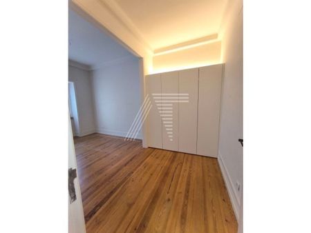 5 room luxury Apartment for rent in Lisbon, Portugal - Photo 4