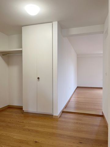 Tolle Dachwohnung im beliebten Enge-Quartier - 1 Jahr befristet! - Photo 2