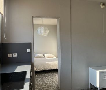 Location Grenoble - T3 meublé au 3ème étage avec ascenseur a proxim... - Photo 6
