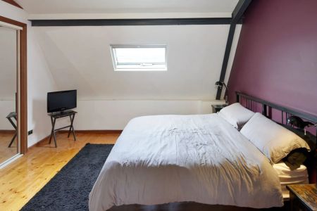 Effortless Living in a Prime Lifestyle Pocket - Photo 4