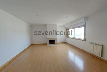 Apartamento T2+1 em Porto
