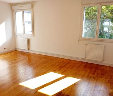 Location Appartement 3 pièces 63m² - Photo 4