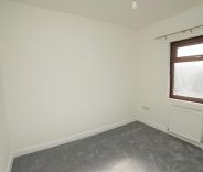 3 bed House - Terraced for Rent - Photo 6