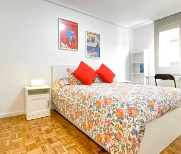 Piso de alquiler en Castilla - Hermida - Photo 3